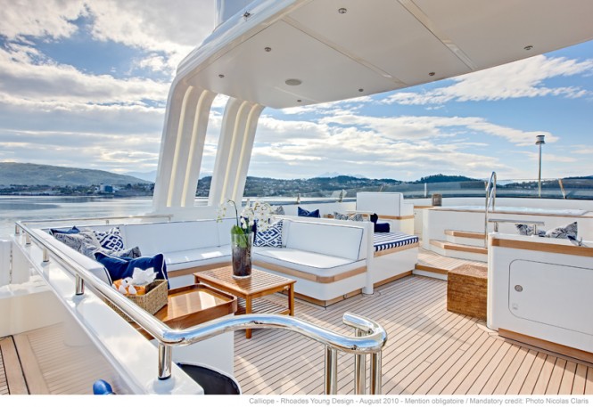 Calliope Yacht Bridge Deck - Photo Nicolas Claris